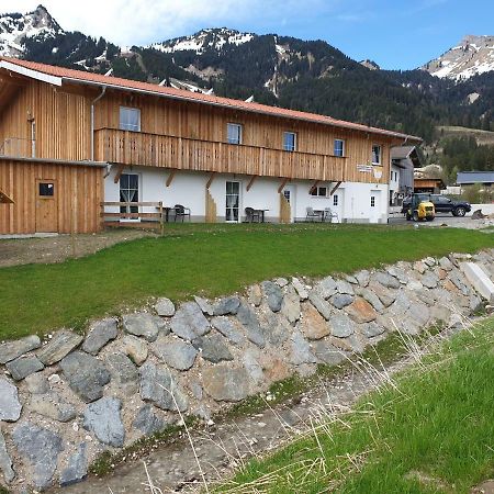 Gaestehaus Am Hahnenkamm Reutte Ngoại thất bức ảnh